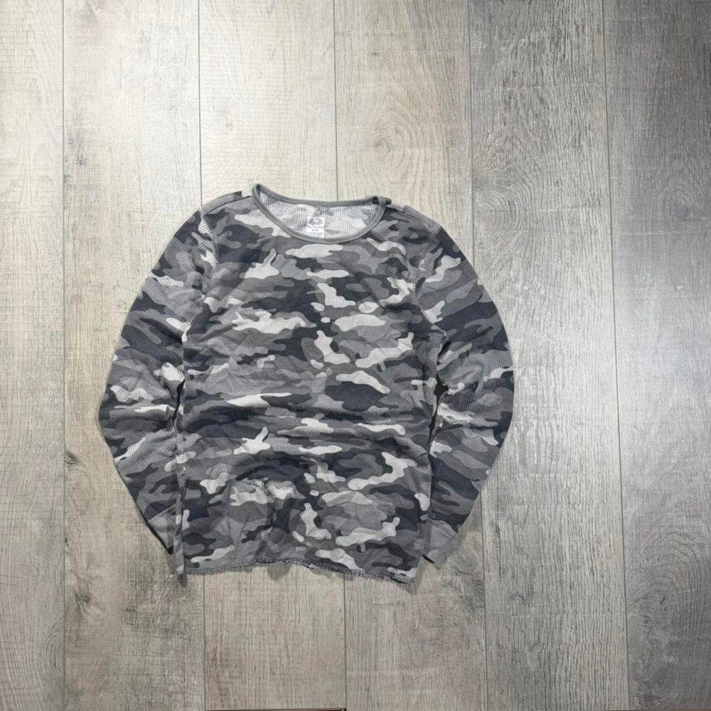 vintage 2000s essential emo, grunge, grey‎ camouflage long sleeve thermal shirt